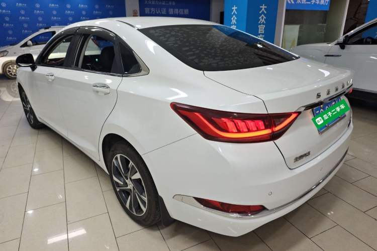 Used BAIC Beijing U7 2019 1.5T Manual Elite Edition China VI
