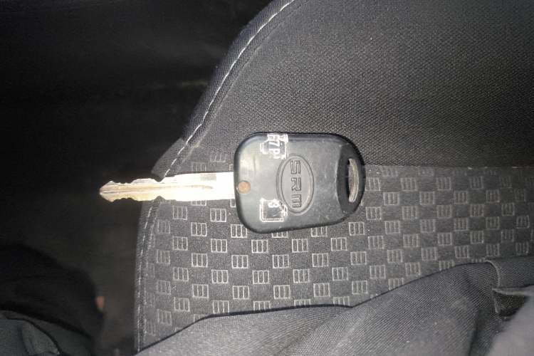 Used Jinbei Gold Hiace M Classic 2022 1.5L Engineering Lion Passenger Vehicle 6 Seats