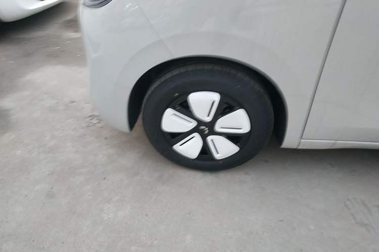 Used Wuling Hongguang MINIEV 2025 Four-Door Version Advanced Edition
