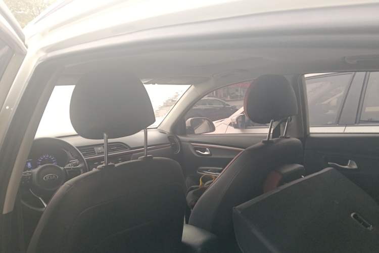 Used Kia KX Cross 2018 1.6L Automatic Dynamic Sunroof Version
