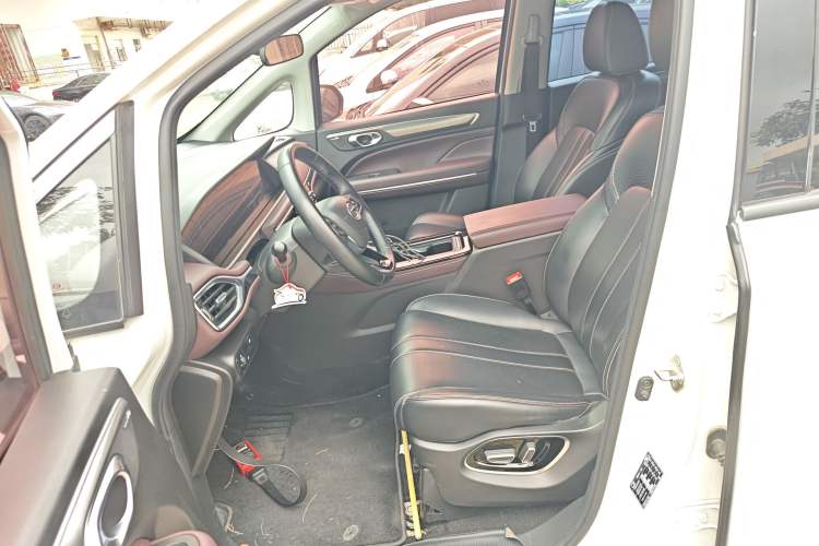 Used GAC Trumpchi M6 2023 PRO 270T DCT Luxury Edition