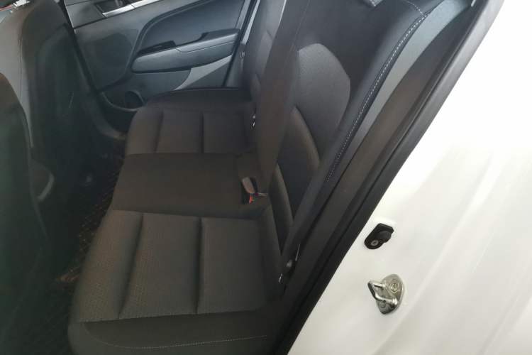 Used Hyundai Elantra 2016 1.6L Automatic ZhiXuan – Elite Version
