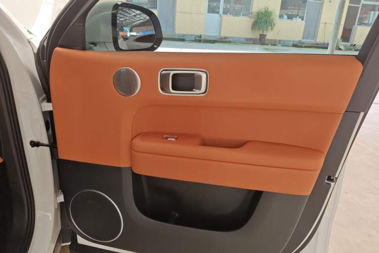 Used Li Auto L6 2025 Pro Smart Refresh Edition
