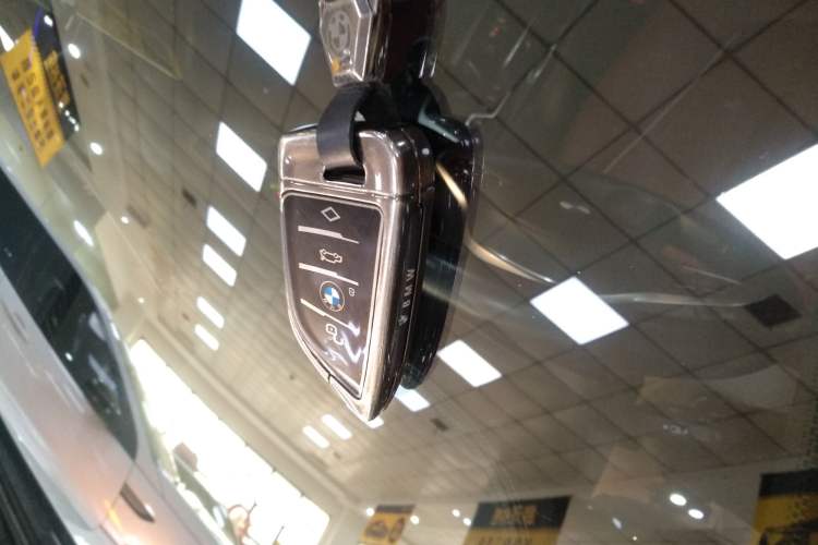 Used BMW 5 Series 2022 Second Facelift 530Li Leading Edition M Sport Package
