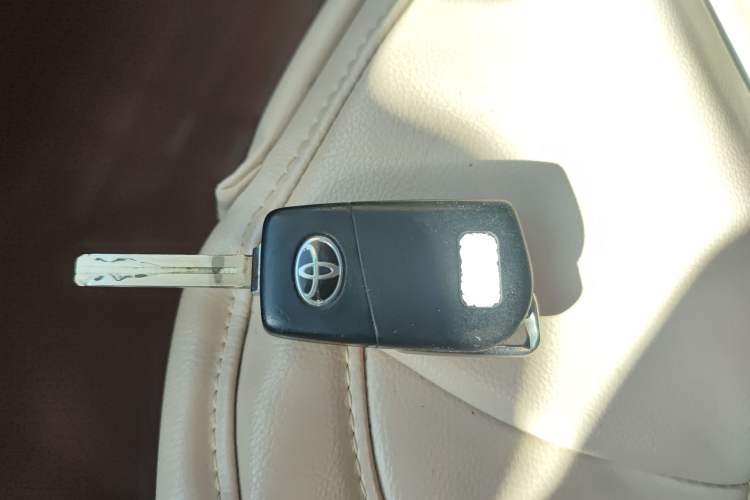 Used Toyota Levin 2014 1.6E Manual New Edition
