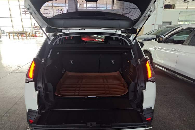 Used Peugeot 3008 2016 2.0L Automatic Classic Edition