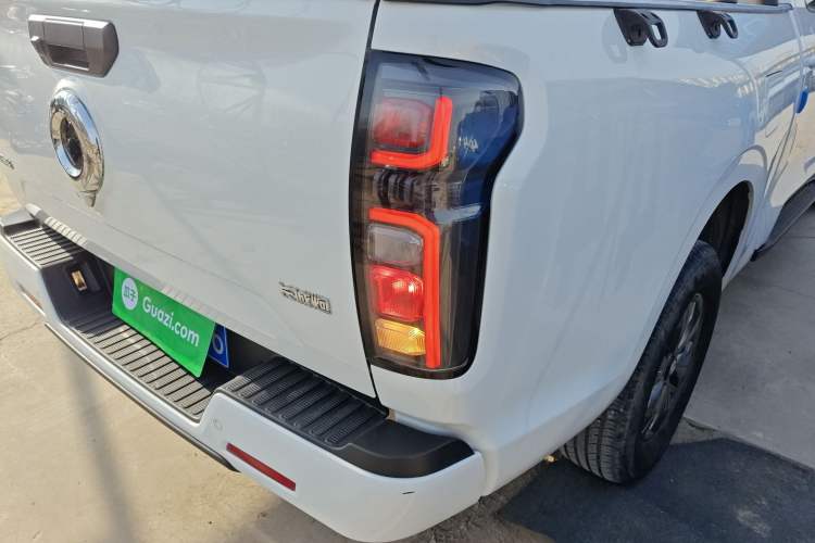 Used Great Wall Poer 2023 2.0T Commercial Version Automatic Diesel Two-Wheel Drive Elite Trim with Long Bed – GW4D20M
