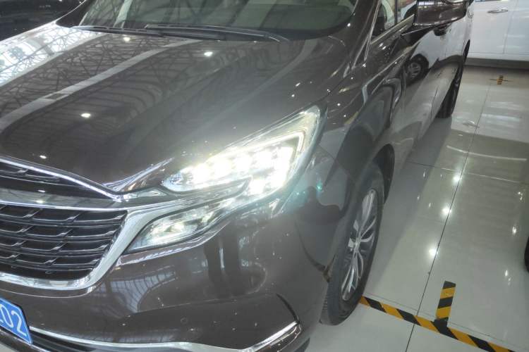 Used Buick GL8 2021 ES Land Cruiser 653T Luxury Edition
