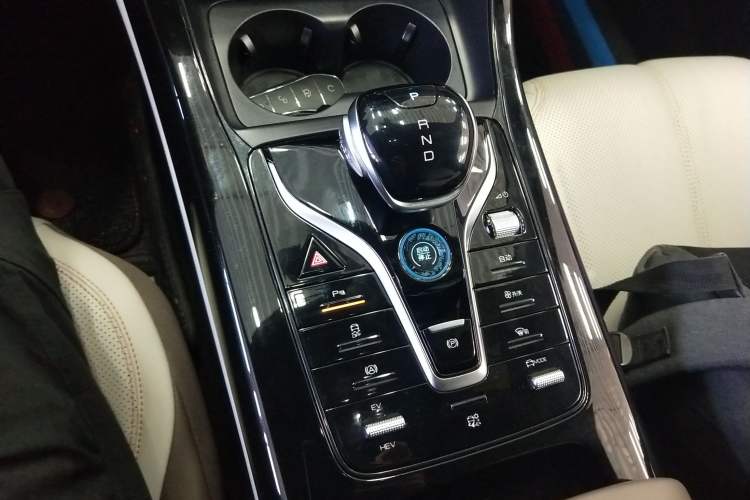 Used BYD Qin PLUS 2024 HONOR Edition DM-i 55KM Leading Model
