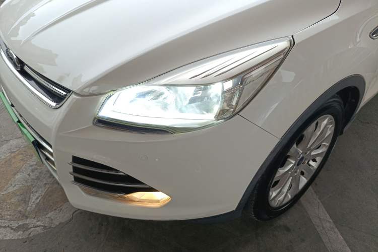 Used Ford Kuga 2015 1.5L GTDi Two-Wheel-Drive Comfort Model
