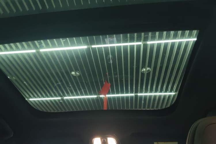 Used Volvo XC60 New Energy 2025 Plug-in Hybrid Long-Range All-Wheel Drive Smart & Luxurious Edition