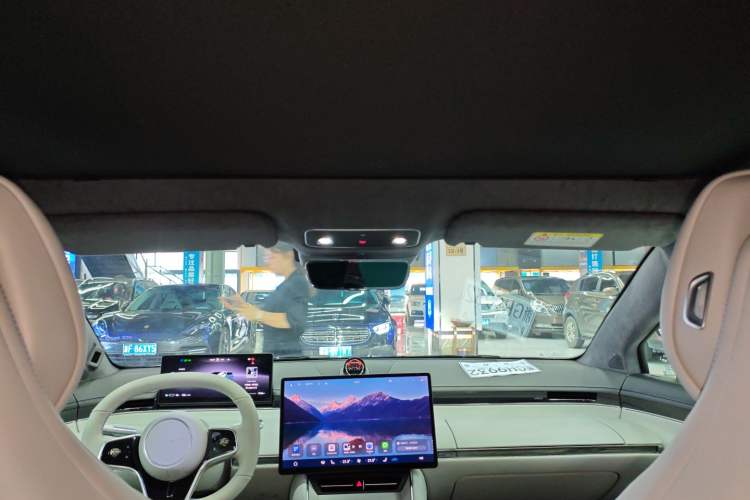 Used Hima Luxeed S7 2025 855 km Max