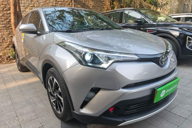 Used Toyota IZOA 2020 2.0L Enjoy Edition
