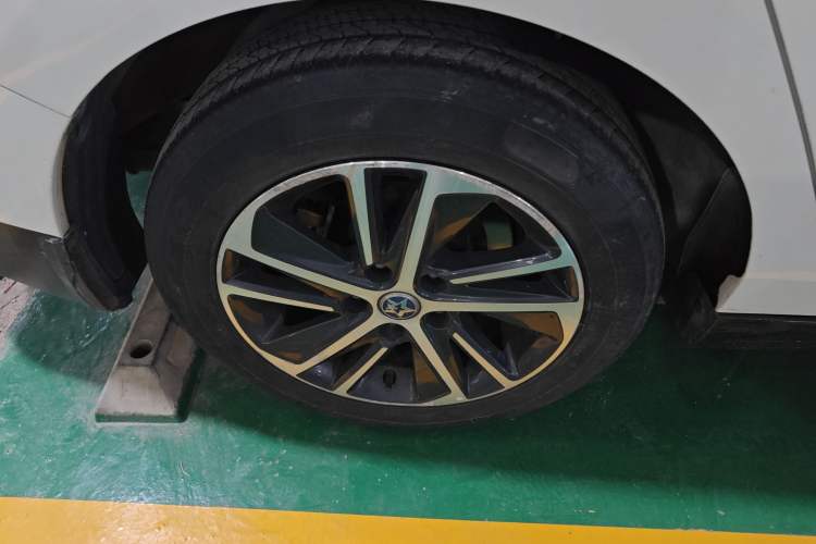 Used Venucia D60 2018 1.6L CVT Smart Connect Elite Edition
