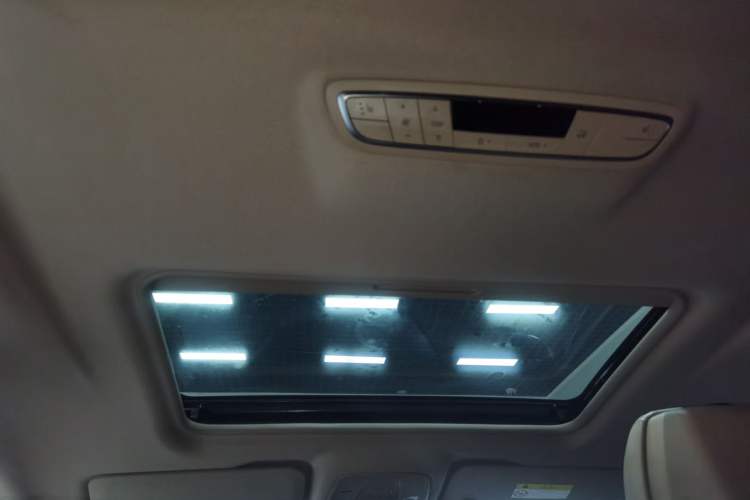 Used Buick GL8 2020 ES Land Cruiser 653T Luxury Edition
