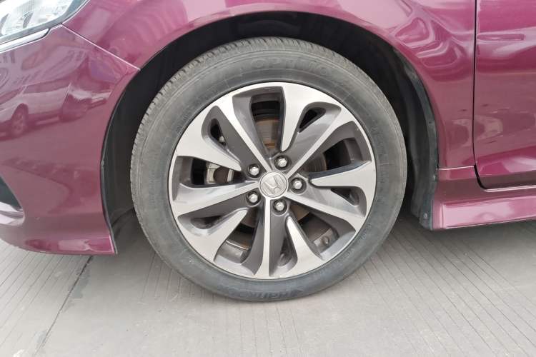 Used Honda Jade 2017 210TURBO CVT Fashion Edition 5-seater
