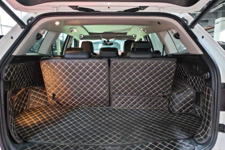 Used Skoda Kodiaq 2019 Facelifted TSI380 7-Seater All-Wheel-Drive Flagship Version China VI Standard