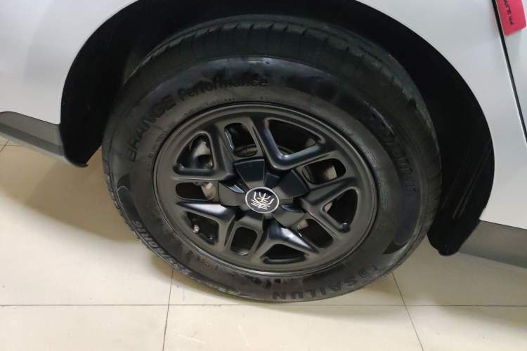 Used BYD Qin PLUS 2025 DM-i Smart Drive 55KM Leading Model
