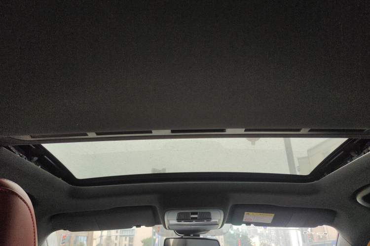 Used MG 5 2021 300TGI DCT Elegant Luxury Edition