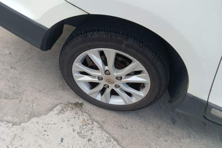 Used Baojun 730 2016 1.5L Manual Comfort Version 7 Seats China V Emission Standard
