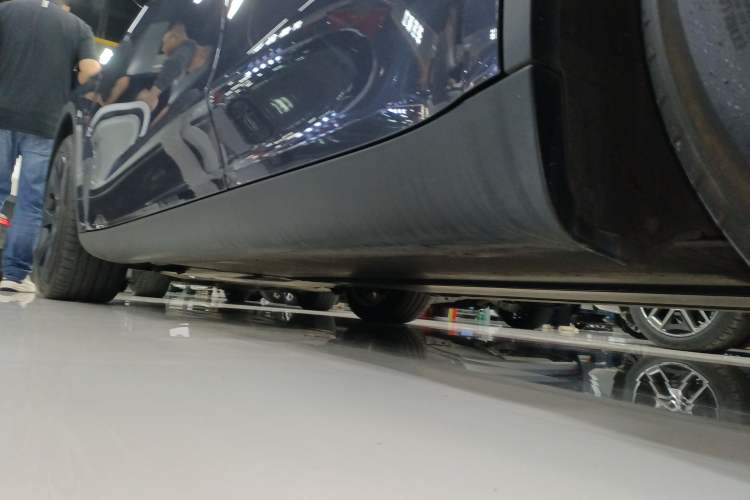 Used Tesla Model Y 2021 Long-Range All-Wheel-Drive Version
