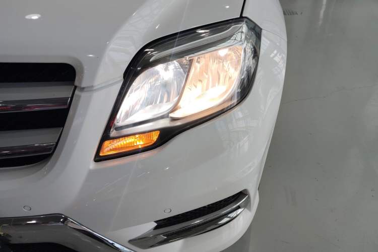 Used Mercedes-Benz GLK-Class 2015 GLK 260 4MATIC Dynamic Edition Ultimate Version