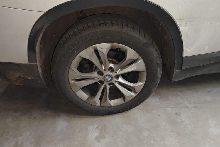 Used BMW X1 2016 sDrive18Li Premium Edition
