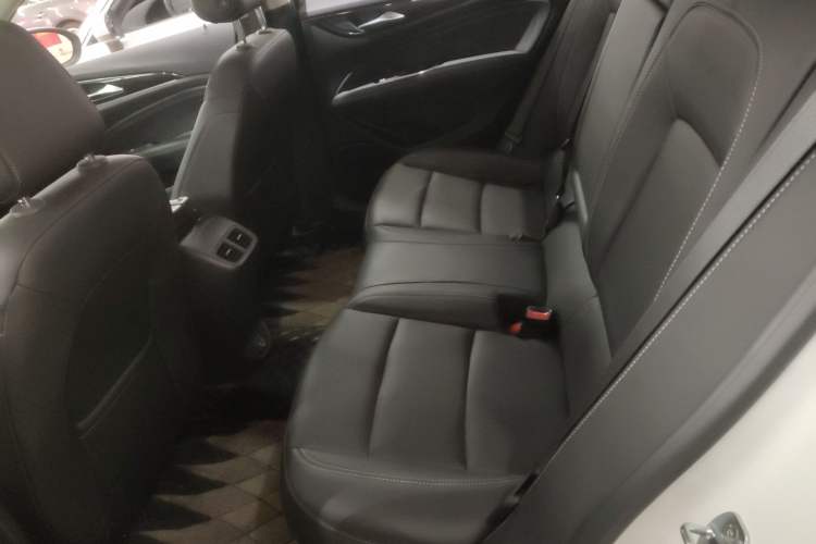 Used Buick Regal 2024 25T Deluxe Edition