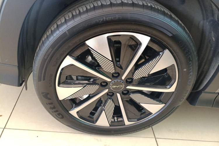 Used BYD Song PLUS New Energy 2025 DM-i Smart Drive 112KM Prestige Model