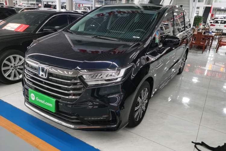 Used Honda Odyssey 2024 2.0L eHEV Sharp & Enjoy Edition