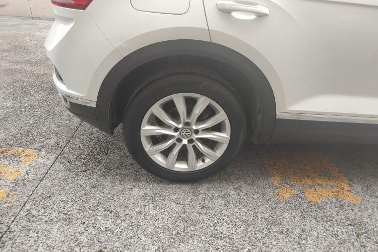 Used Volkswagen T-ROC 2019 230TSI DSG Two-Wheel-Drive Advanced Version China VI Standard