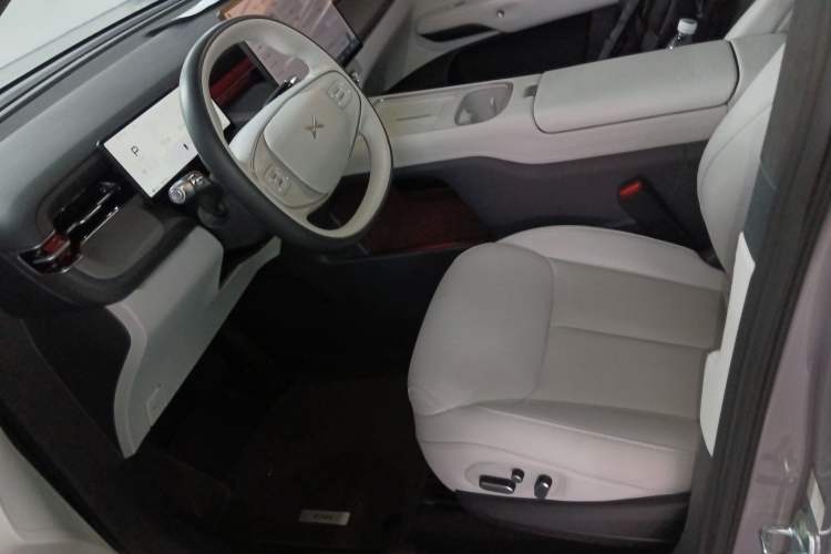 Used XPeng G6 2025 625 Long-Range Max Flagship Edition