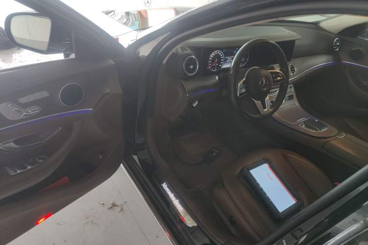 Used Mercedes-Benz E-Class 2019 Facelifted E 300 L Stylish Version
