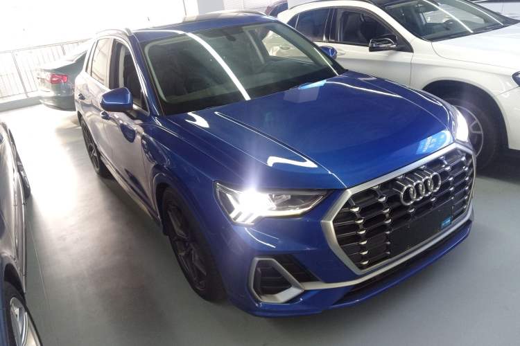 Used Audi Q3 2020 35 TFSI Fashion Dynamic Model