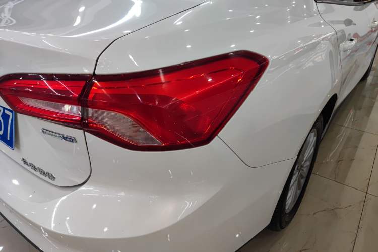 Used Ford Focus 2019 Sedan EcoBoost 180 Automatic Trend Edition
