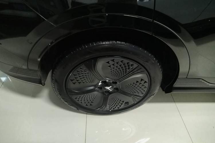 Used VOYAH COURAGE 2024 Four-Wheel Drive Global Edition