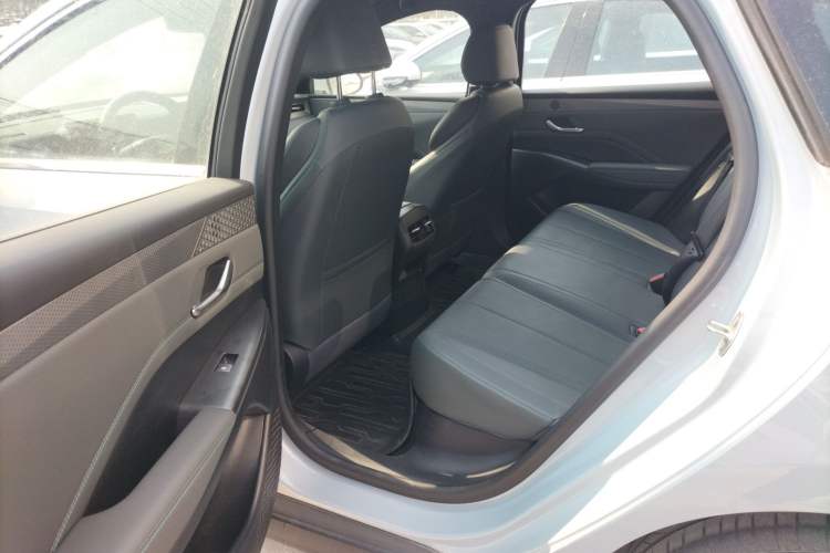 Used BYD Qin PLUS 2025 DM-i Smart Drive 55KM Beyond Model
