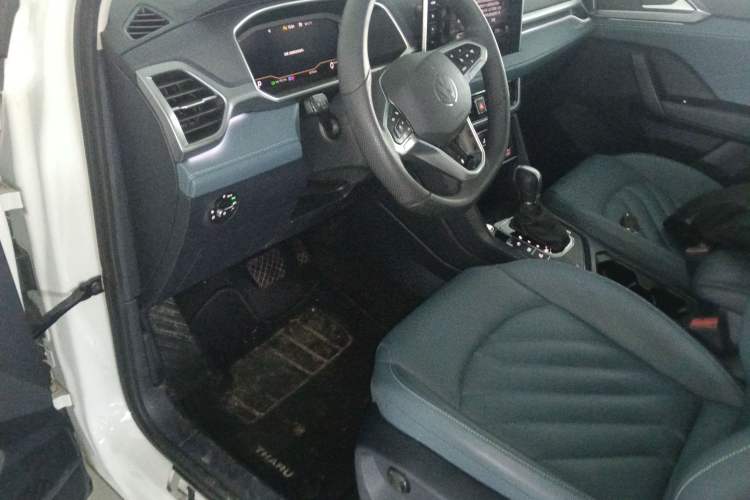 Used Volkswagen Tharu 2024 300TSI Two-Wheel-Drive Moon Luxury Edition