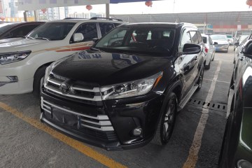 Used Toyota Highlander 2018 2.0T Four-Wheel Drive Luxury Version 7 Seats China VI Standard