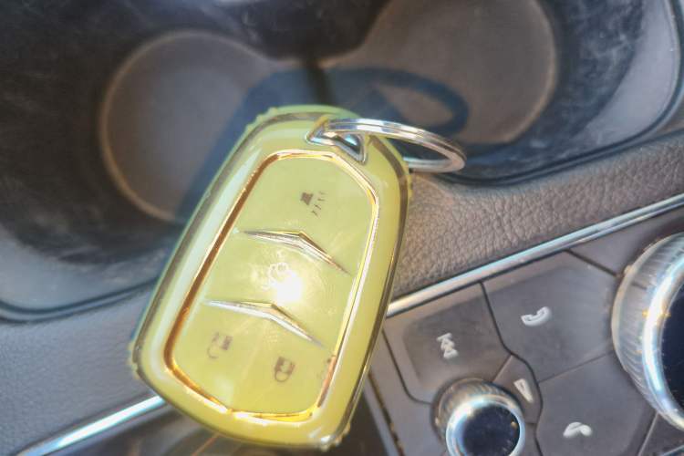 Used Cadillac XT4 2021 28T Two-Wheel Drive Tech Edition
