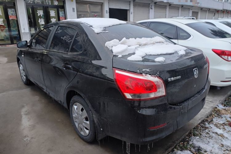 Used Baojun 630 2014 1.5L manual standard version

