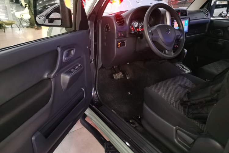 Used Suzuki Jimny 2012 1.3 AT JLX