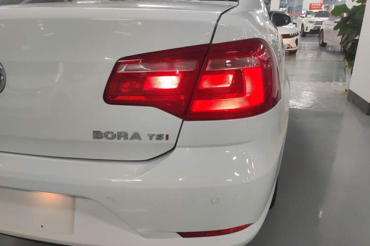 Used Volkswagen Bora 2014 1.4TSI Automatic Comfort Model
