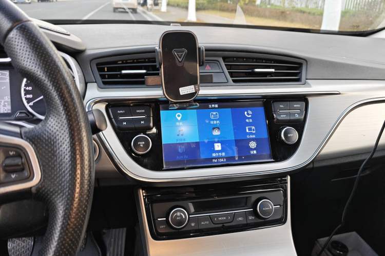 Used Geely Auto Emgrand GL 2017 1.8L Manual Elite Model
