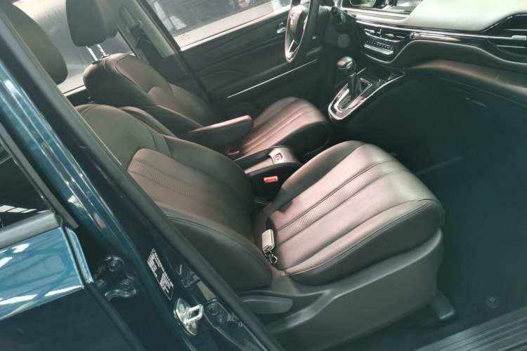 Used GAC Trumpchi M6 2019 270T Automatic Luxury Edition (7-seater) China V Standard
