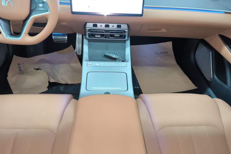 Used BYD Han L 2025 DM-p Four-Wheel-Drive LiDAR Flagship Model
