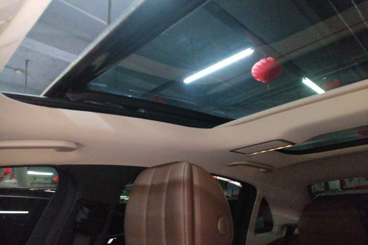 Used Mercedes-Benz E-Class 2019 E 200 L Sport 4MATIC
