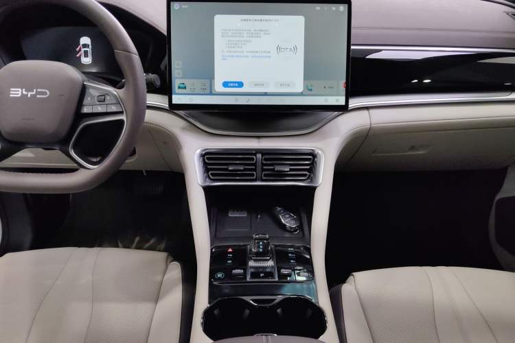 Used BYD Song PLUS New Energy 2025 EV Intelligent Driving Version 520km Premium Model
