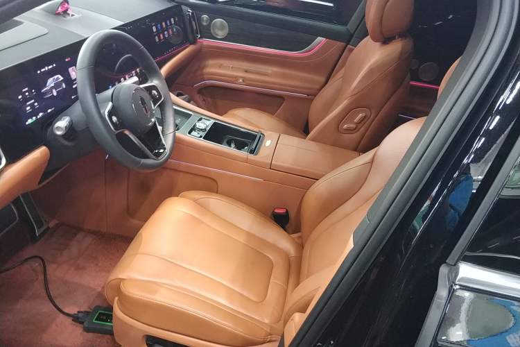 Used Hima AITO M9 2025 Extended-Range Ultra Version 52 kWh 6-Seater