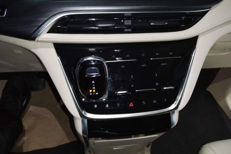 Used Buick GL8 2023 ES Lu Zun Luxury Model
